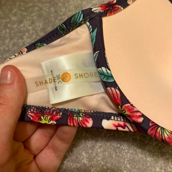 🌸SHADE & SHORE floral push-up bikini🌸 - Picture 3 of 4